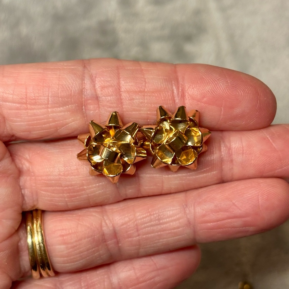 FREE WITH PURCHASE - Christmas Gold Bow Earrings (Freebie Option 4)